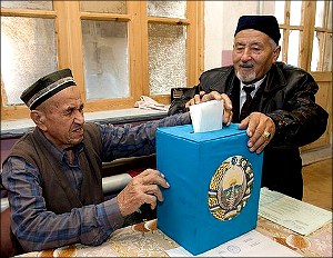 V uzbekistane progolosovali uzhe 85 izbirateley